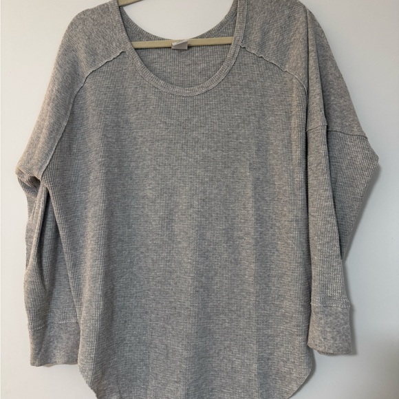 Aritzia TNA Alder Waffle Knit Long Sleeve - Heather grey - Picture 2 of 4